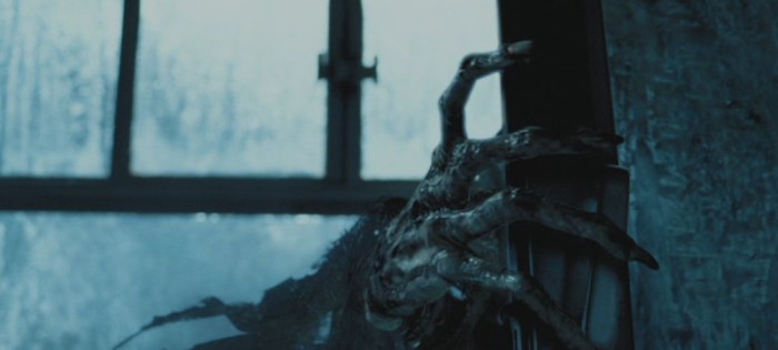 Cette scène est glaciale, dans tous les sens du terme.